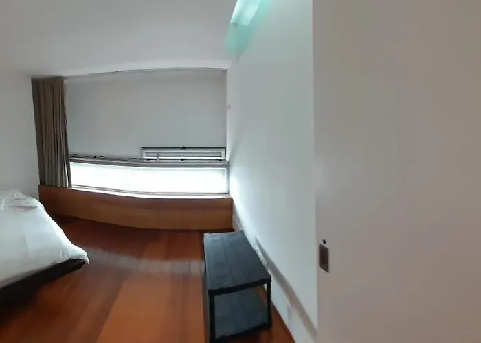 Stunning 2 Double Bedroom Designer House.